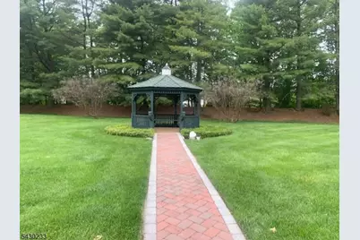 4 Wareham Ct, Scotch Plains Township, NJ 07076 - Photo 20