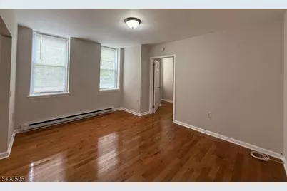 39 Glenridge Ave #1, Montclair, NJ 07042 - Photo 2