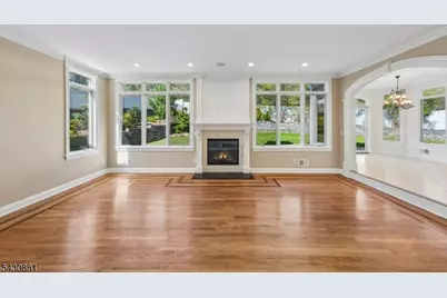 14 Oshaughnessy Lane, Closter, NJ 07624 - Photo 8