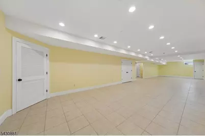14 Oshaughnessy Lane, Closter, NJ 07624 - Photo 44