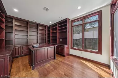 14 Oshaughnessy Lane, Closter, NJ 07624 - Photo 10