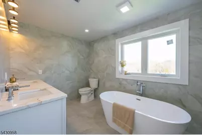 7 Emerald Dr, Hardyston Township, NJ 07419 - Photo 34