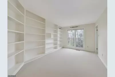 4 Murray Hill Mnr, New Providence, NJ 07974 - Photo 8