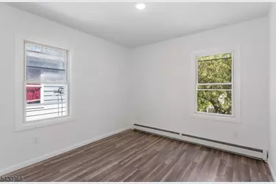226 N Clinton St #2, East Orange, NJ 07017 - Photo 24