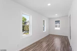 226 N Clinton St, East Orange, NJ 07017 - Photo 16