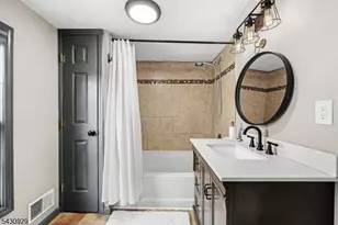 323 Church St, Middletown, NJ 07718 - Photo 24