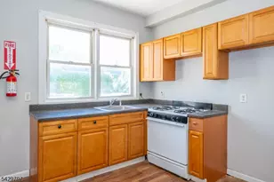 162 E Main St, Prospect Park, NJ 07508 - Photo 8