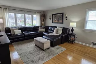 852 Joralemon St, Belleville, NJ 07109 - Photo 2