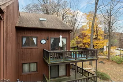 4 Sunrise Dr #10, Vernon Twp., NJ 07462 - Photo 32