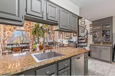 4 Sunrise Dr #10, Vernon Twp., NJ 07462 - Photo 6