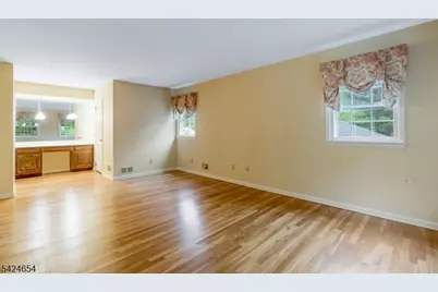 908 Sherwood Rd, Bridgewater, NJ 08807 - Photo 26