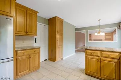 908 Sherwood Rd, Bridgewater, NJ 08807 - Photo 22