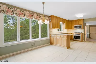 908 Sherwood Rd, Bridgewater, NJ 08807 - Photo 18