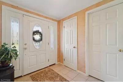 15 Ella Ln, Wayne, NJ 07470 - Photo 4