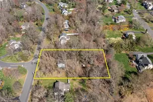 132 Goltra Dr, Bernards Township, NJ 07920 - Photo 4