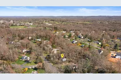 132 Goltra Dr, Bernards Township, NJ 07920 - Photo 8