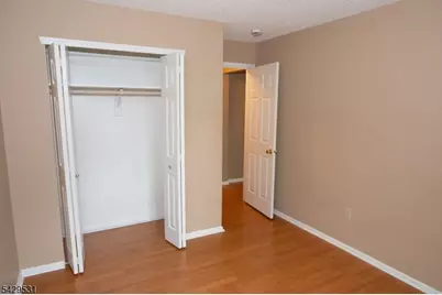 136 Arbor Way, Branchburg Township, NJ 08876 - Photo 10