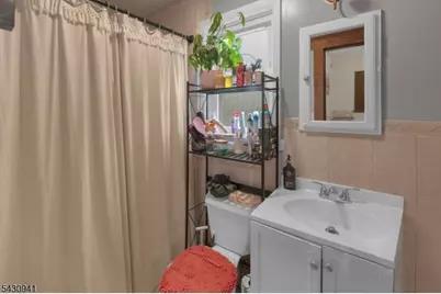179 Dewey Ave, Totowa, NJ 07512 - Photo 16