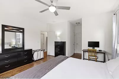9 Station Sq, Union Township, NJ 07083 - Photo 20