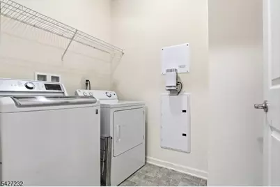 9 Station Sq, Union Township, NJ 07083 - Photo 16
