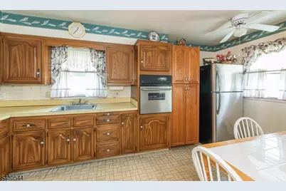 341 Lake Shore Dr, Parsippany, NJ 07034 - Photo 6
