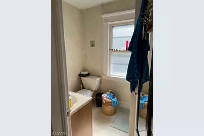 37 Broad St, Flemington, NJ 08822 - Photo 28