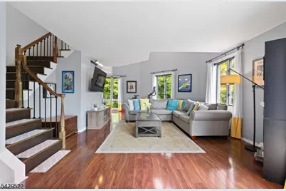 50 Pine St #215, Montclair Twp., NJ 07042 - Photo 2