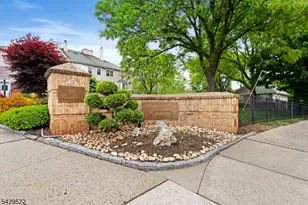 50 Pine St, Montclair Twp., NJ 07042 - Photo 24
