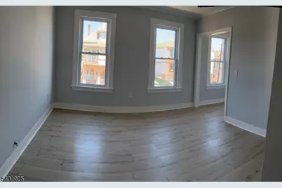 28 Niles St, Elizabeth, NJ 07202 - Photo 4