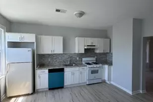 28 Niles St, Elizabeth, NJ 07202 - Photo 2