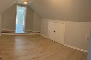 28 Niles St, Elizabeth, NJ 07202 - Photo 8