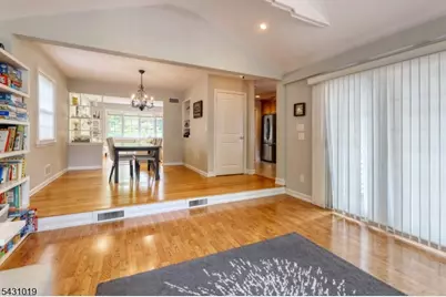 230 Pinelynn Rd, Glen Rock, NJ 07452 - Photo 8
