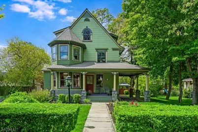 118 S Fullerton Ave, Montclair, NJ 07042 - Photo 2