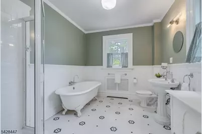 118 S Fullerton Ave, Montclair, NJ 07042 - Photo 34