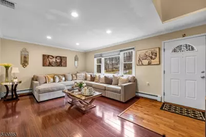 6 Hillsdale Ter, Vernon, NJ 07461 - Photo 2