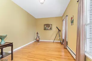42 Southgate Dr, Clinton Township, NJ 08801 - Photo 6