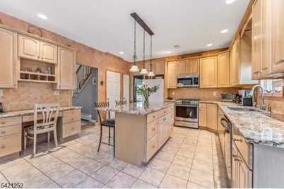 42 Southgate Dr, Clinton Township, NJ 08801 - Photo 14