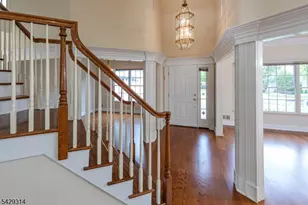 27 Bethpage Dr, Montgomery Township, NJ 08558 - Photo 4