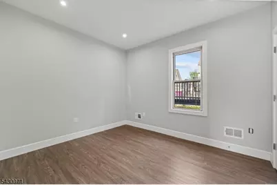 59 Locust Ave #1R, Wallington, NJ 07057 - Photo 6