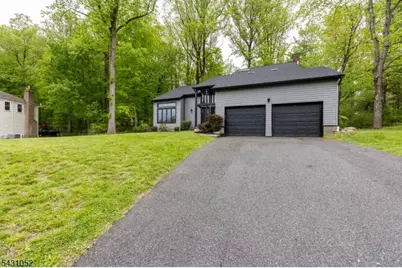 9 Wick Ln, Randolph Township, NJ 07869 - Photo 2