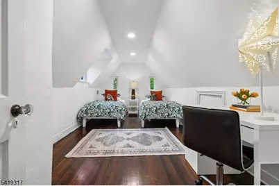 379 Highland Ave, Montclair, NJ 07043 - Photo 32