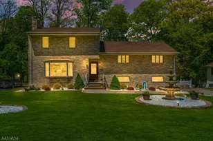 262 Timber Dr, Berkeley Heights Township, NJ 07922 - Photo 1