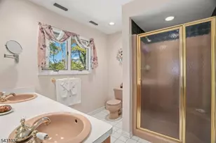262 Timber Dr, Berkeley Heights Township, NJ 07922 - Photo 20