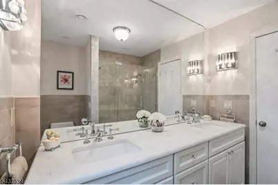 262 Timber Dr, Berkeley Heights Township, NJ 07922 - Photo 22