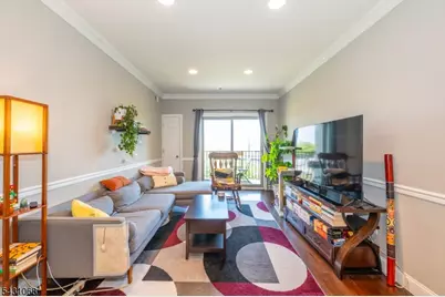 15-19 Tichenor Ln #406, Newark, NJ 07114 - Photo 12