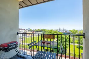 15-19 Tichenor Ln, Newark, NJ 07114 - Photo 14