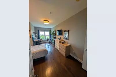 15-19 Tichenor Ln #406, Newark, NJ 07114 - Photo 12
