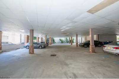 15-19 Tichenor Ln #406, Newark, NJ 07114 - Photo 6