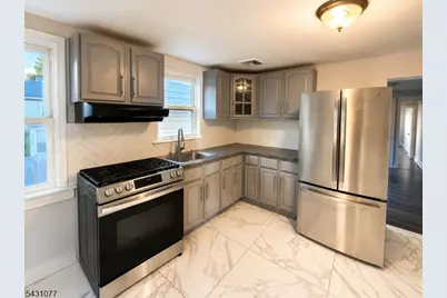 160 Elm St, Elizabeth, NJ 07208 - Photo 2
