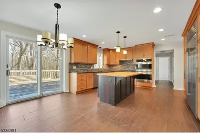 4 Timber Ct, Florham Park, NJ 07932 - Photo 10